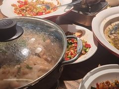-爱碗亭·鲜炒湖南菜(壹城中心店)