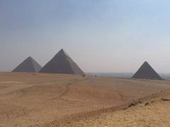 -吉萨金字塔群