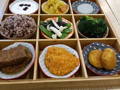 -轻蔬不用等·素食(江苏路店)
