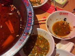 -何师傅美蛙鱼头(汉街店)