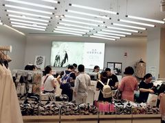 -H&M(天一广场店)