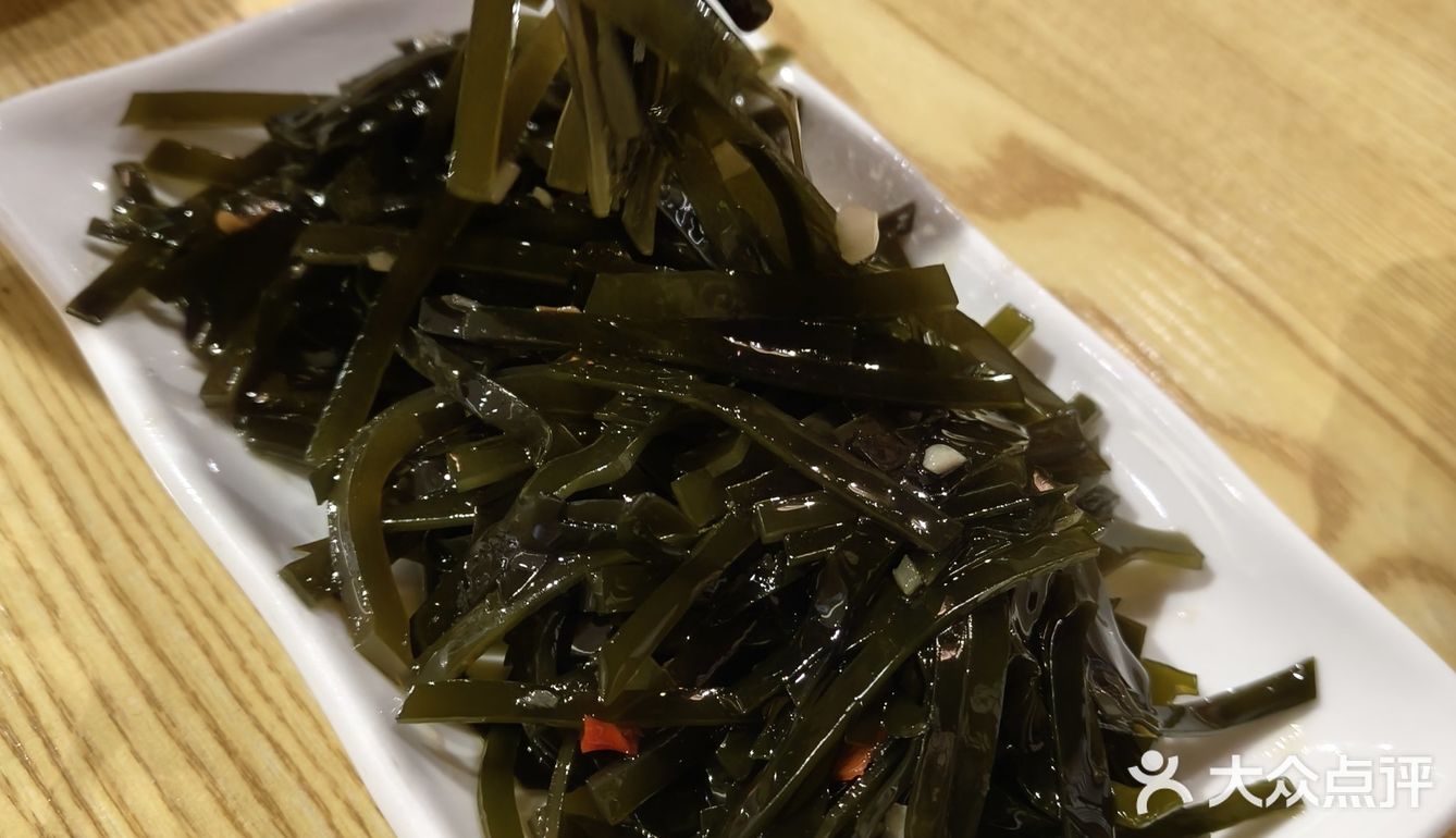 在南昌！洪都大道上！洽角聂！