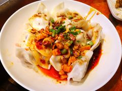-爆炸头阿姨小四川正宗川味小吃(无任何分店)