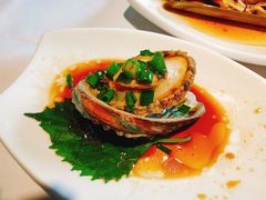 油泼本地大鲍鱼-开海·红岛海鲜虾水饺(石老人店)