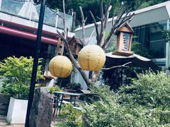 -Cafe In Little Forest