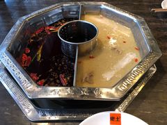 -佬土鹅肠火锅(解放路店)