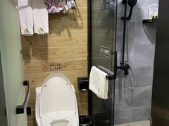 -闲隅江景艺术酒店(解放碑洪崖洞总店)