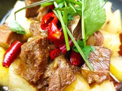 -有红鸡毛店·川菜(建设路店)