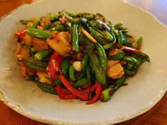 杭椒湘味小炒肉-芳草地度假酒店·野炉中餐厅