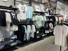 -李宁(苏州中心店)