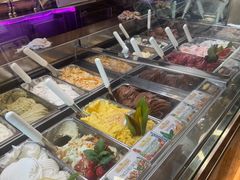 -Gelateria Dondoli