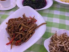 -快乐海鲜城(虎泉街店)