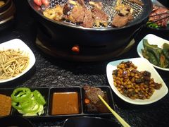 -大众食代铁板烧烤肉自助餐厅