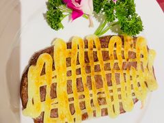 芥辣焗牛扒-邓丽君音乐主题餐厅