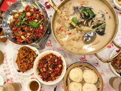 -堂瓦里·33年传统赣菜(第一街区店)