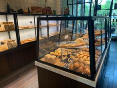 面包甜点陈列柜-81bakery(关山路店)