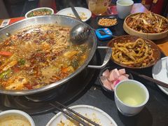 -小饕荟雅安贡椒鱼鲜馆(广福桥店)