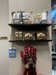 -老男孩男士理容馆·理发·烫染·修面