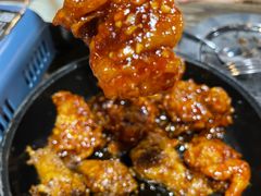 辣子鸡拼酱油鸡-MI WU FACTORY米屋美食工厂餐厅(绿地店)