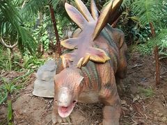 -呀路古热带植物园-恐龙馆