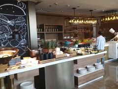 自助取餐区-都会尚膳·海鲜自助餐厅(重庆万豪酒店)