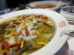 老坛酸菜鱼-新辣宴·湖南家常菜·商务聚餐(中粮创芯店)