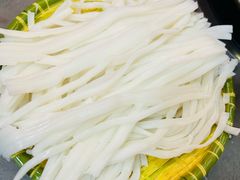 -官塘陈记鱼生·潮汕砂锅粥·牛肉火锅(潮枫路总店)