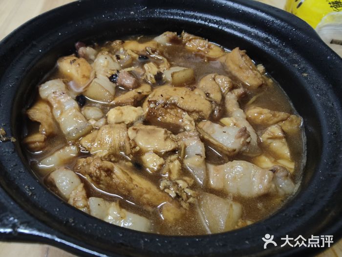 海口滨海新村143号海南老字号炒菜店豆腐五花肉图片