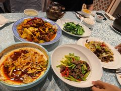 -巴扎美食·新疆菜·西域歌舞表演餐厅(新疆大厦店)