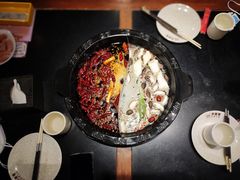 -周周有辣火锅馆(玖耀里店)