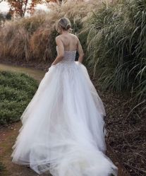 -Vera Wang婚纱礼服旗舰店