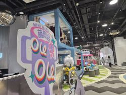 -MINI MARS KIDS CLUB亲子家庭中心(长宁天山店)