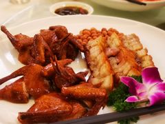 -东豪园林海鲜酒家(南港路辅路店)