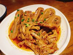 -佬牌火辣辣衢州特色菜(皇冠总店)