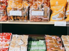 零售区-良品铺子(白云新世界店)