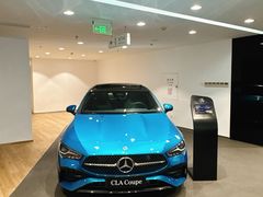 -上海星瀚奔驰4S店(长寿路店)