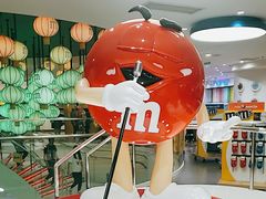 -m豆巧克力世界(上海世茂广场店)