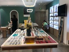 -无界眼镜MaxLess(南翔印象城店)