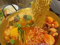 -黔多多贵州地摊火锅(木古地铁站店)