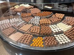 -Laderach 莱德拉(上海环贸iapm店)