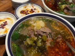 -云阿蛮云南生烫牛肉米线(奉贤路店)