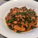 溪石斑:喜欢吃鱼的人非常爱，鱼肉很嫩。蒜香鸡爪