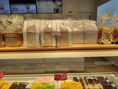 面包甜点陈列柜-好利来(靖江路店)
