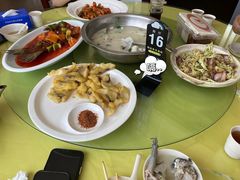-雪湖煜辰鱼头老店(雪野湖店)