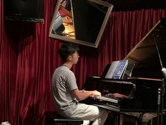 -东岸Cafe 爵士俱乐部