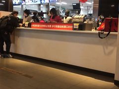 -麦当劳(汉口火车站候车室店)