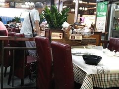 大堂-周记茗点居(西村店)