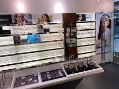 -LensCrafters亮视点(东方新天地店)
