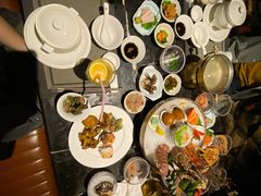 -半岛翡丽海鲜自助餐厅(观风亭店)