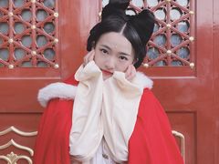 -翩若国风汉服体验馆